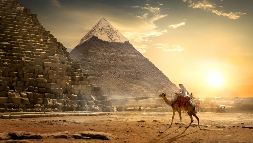 Giza Pyramids Sphinx and Dahshour Private Day Tour